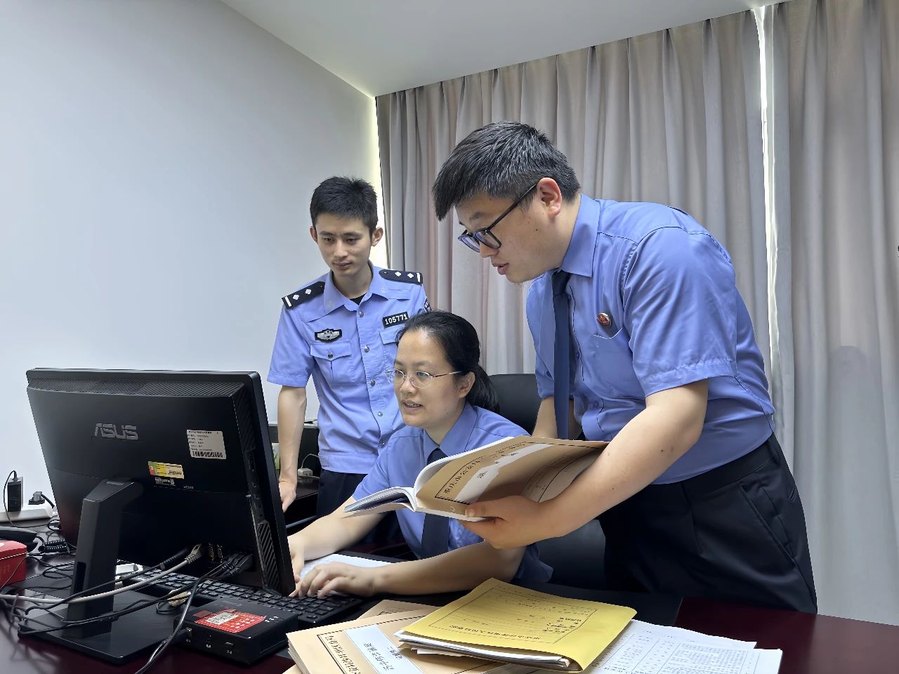 专业App炒股诈骗 _网上炒股配资_ 5·11特大跨境电信网络诈骗案 