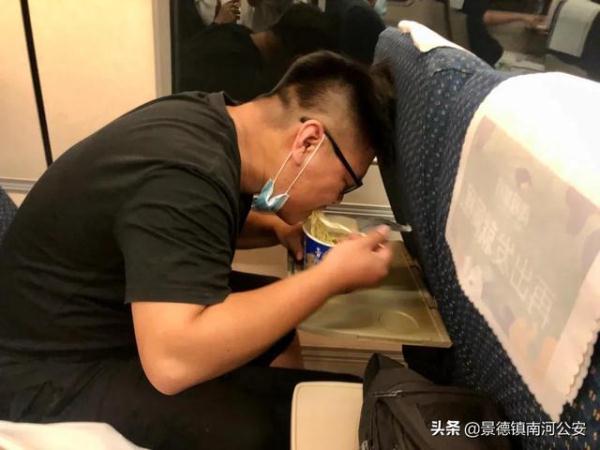 虚拟炒股平台诈骗_虚假荐股配资骗局_杭州配资平台