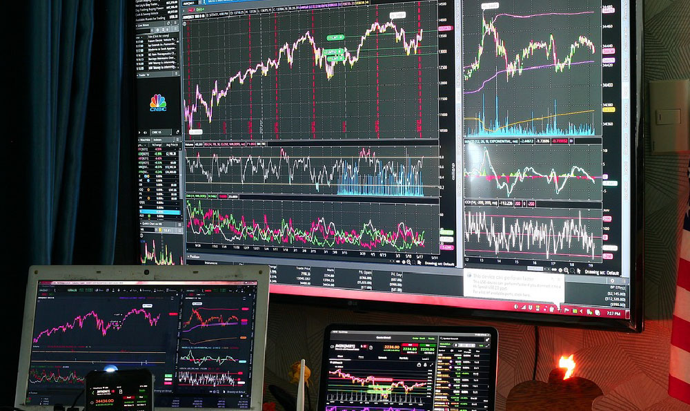 手机配资炒股配资：新型交易方式，便捷高效不受限？