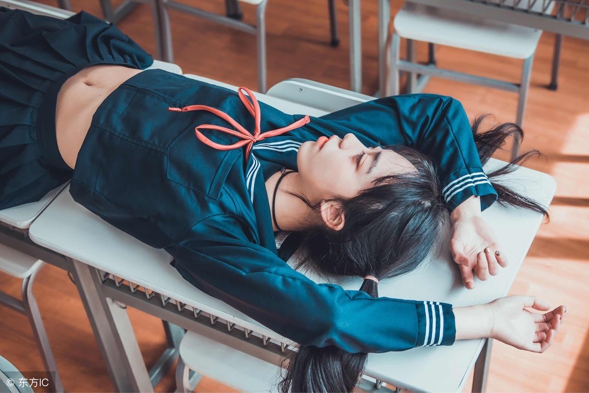 林涵为弄原始资本配资，盘算着带杨闫妮回老家旅行