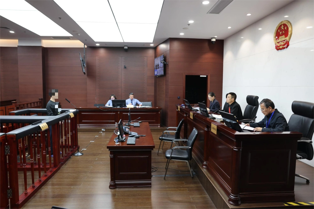 上海徐汇区首例全链条打击股票场外配资金融犯罪案宣判