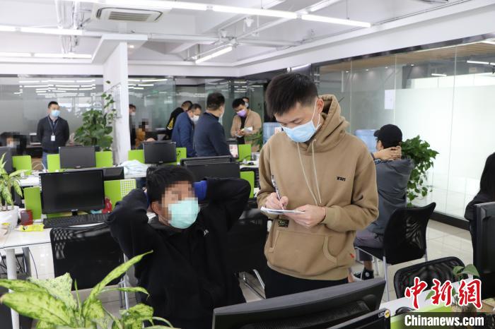 杭州配资公司 杭州警方破获股票诈骗案：涉案金额超2000万，犯罪团伙杀猪盘套路曝光