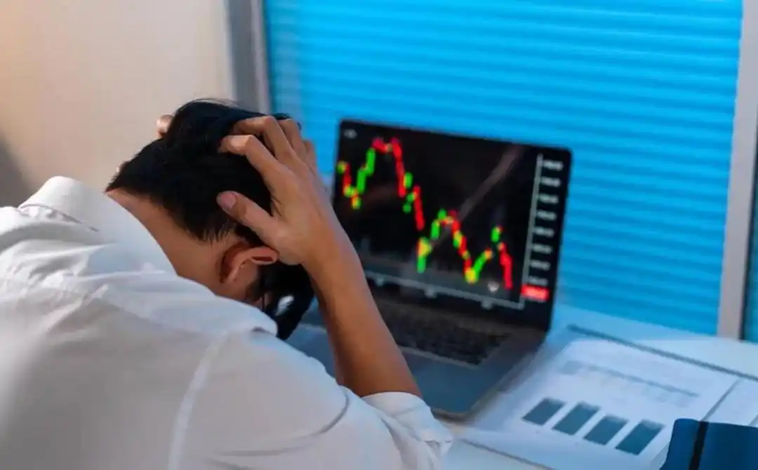 早期股民退出股市分析_炒股能赚钱吗_A股散户亏损原因